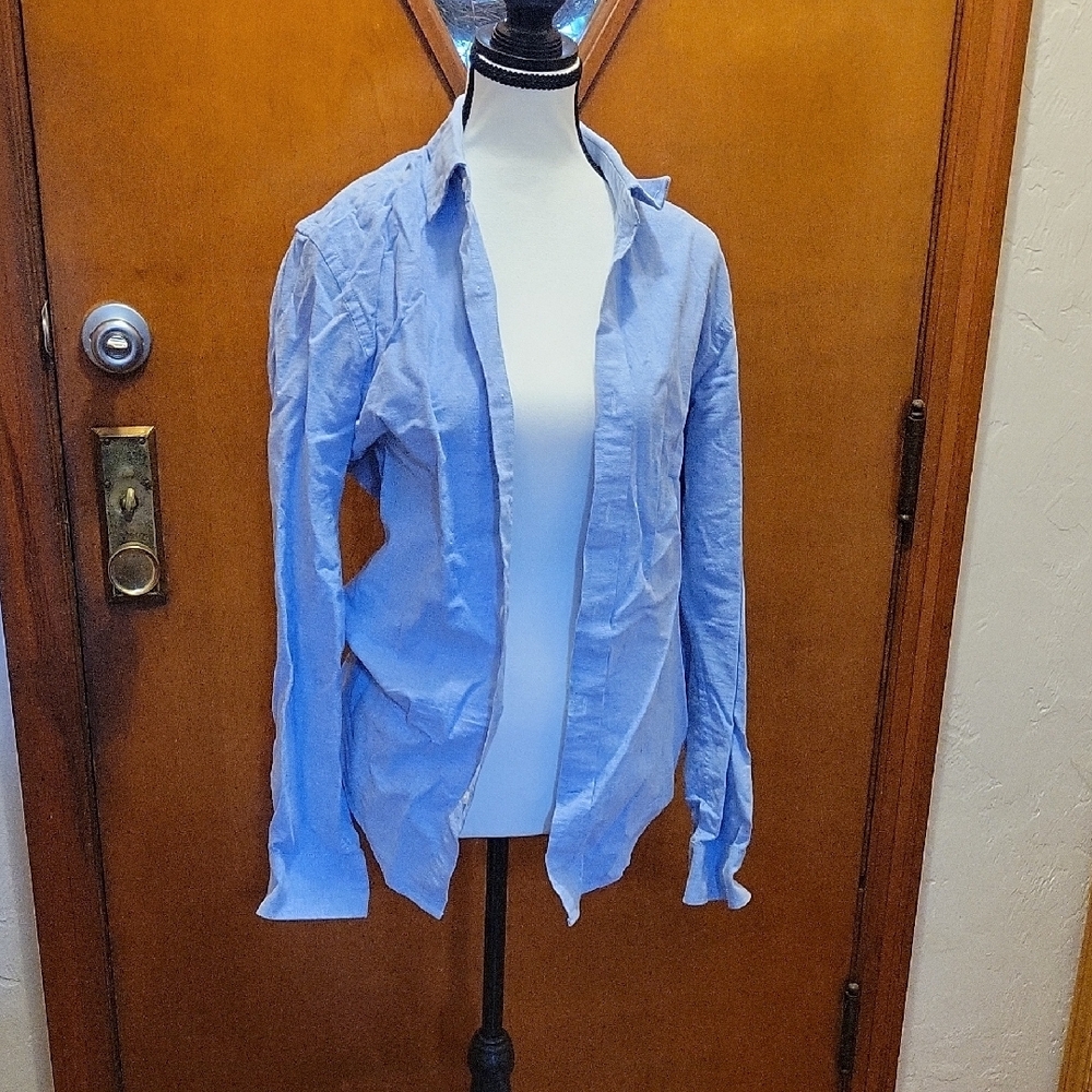 Amazon Essentials Blue Button Down Shirt Lightwei… - image 1